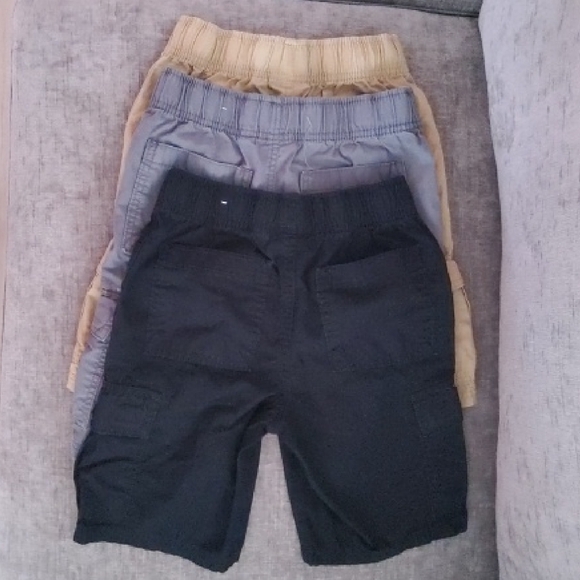 The Children's Place Kids Cargo Shorts - Tan, Gray, Black - Picture 3 of 4